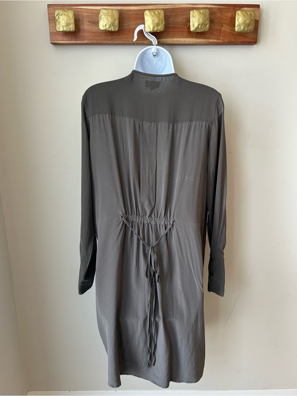 Club Monaco 100% Silk Olive Gray Tie Waist Shirt Dress Tunic - Size 8 - Picture 7 of 16